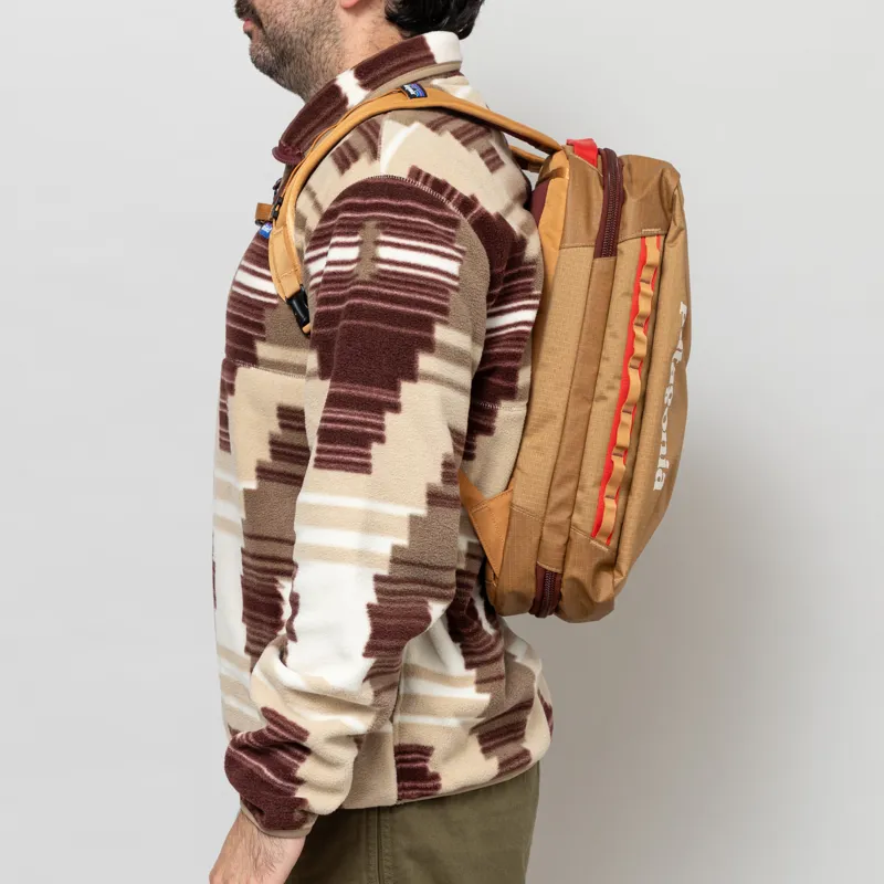 Patagonia Black Hole Micro MLC Backpack 22L Talon Gold-2