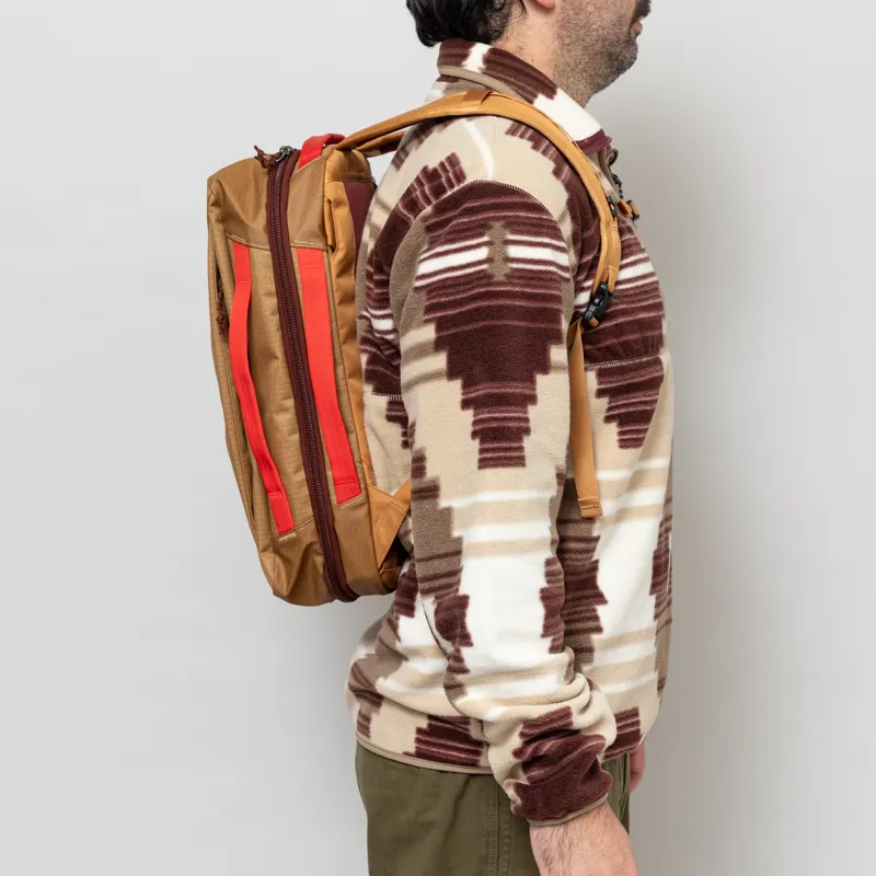 Patagonia Black Hole Micro MLC Backpack 22L Talon Gold-4