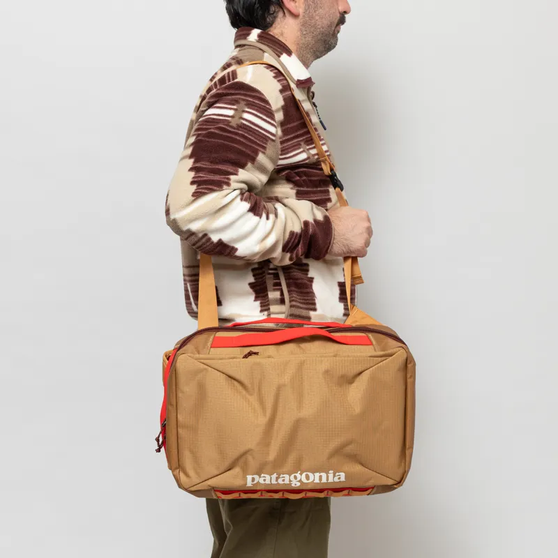 Patagonia Black Hole Micro MLC Backpack 22L Talon Gold-6