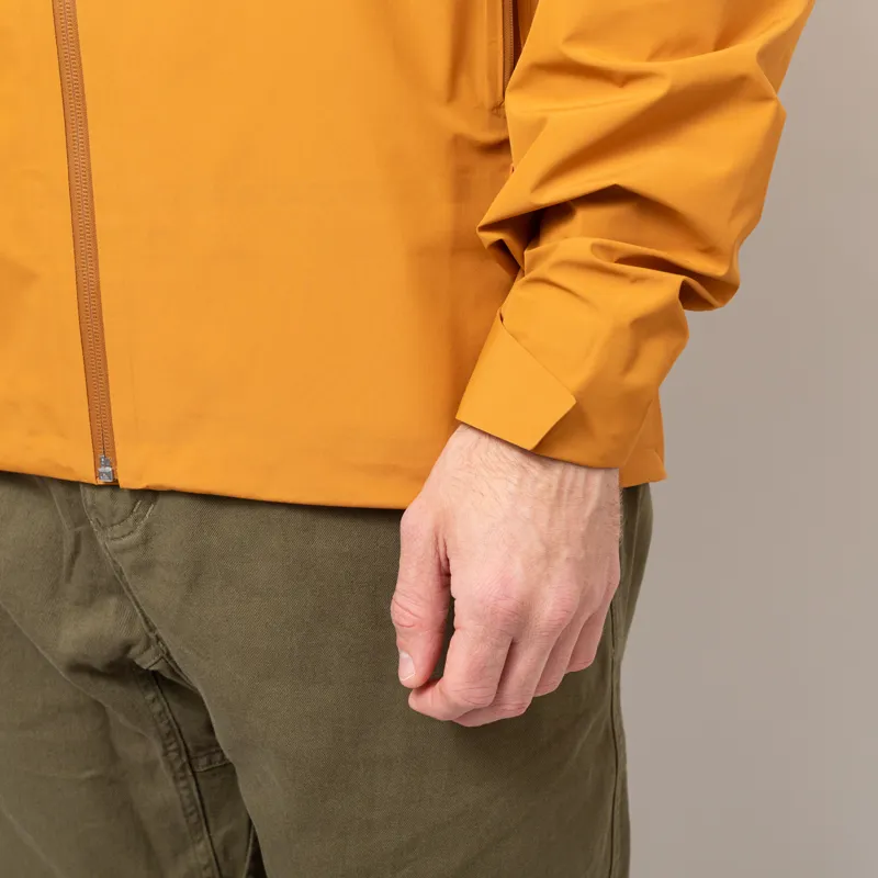 Montane Phase Lite GORE-TEX Jacket Amber-10