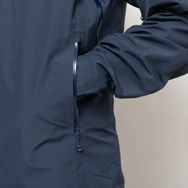 Montane Phase Lite GORE-TEX Jacket Eclipse Blue-11