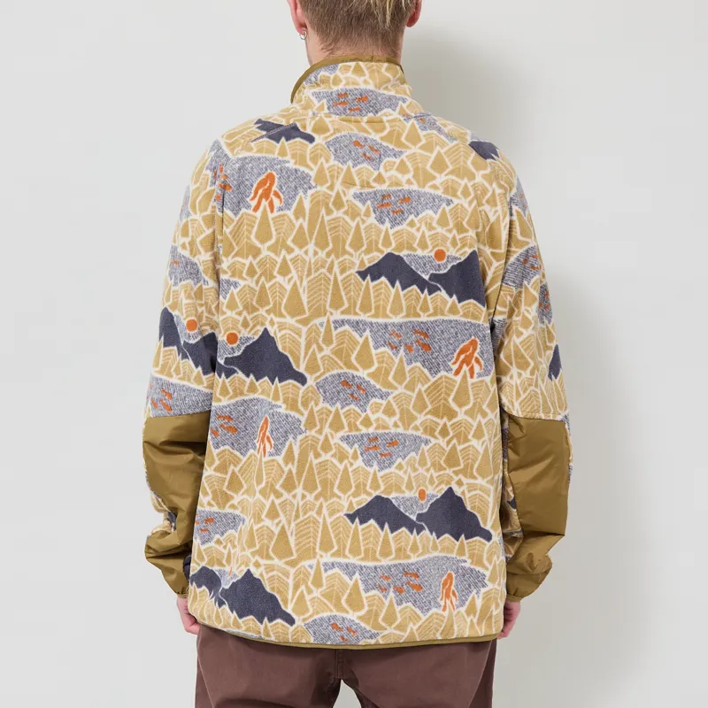 Kavu Teannaway Fleece Sasquatch Sighting-2