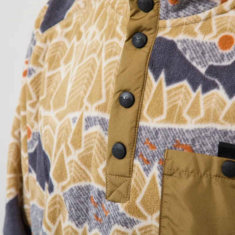 Kavu Teannaway Fleece Sasquatch Sighting-5