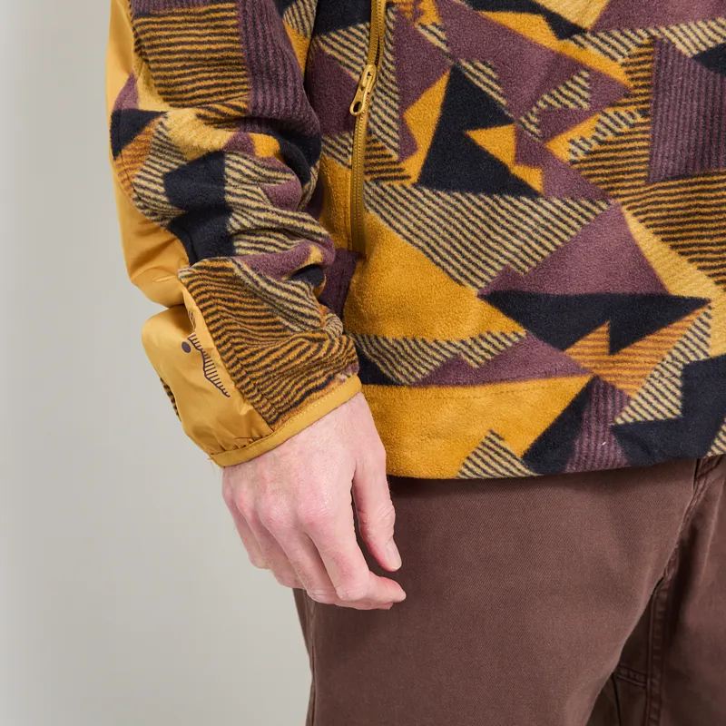 Kavu Teannaway Fleece Angle Wood-10