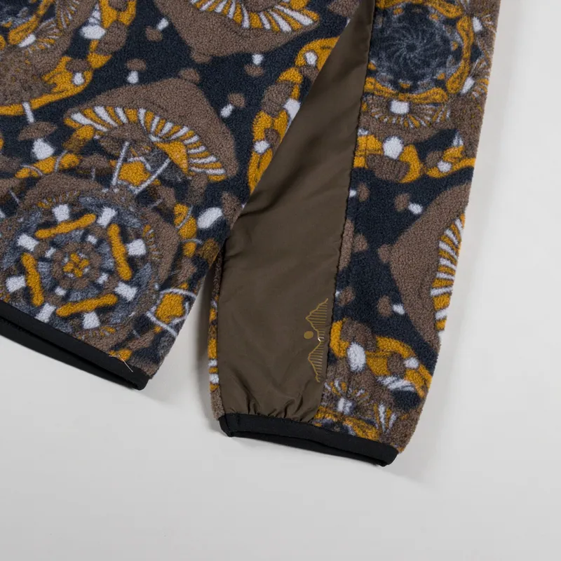 Kavu Teannaway Fleece Mushroom Montage-7