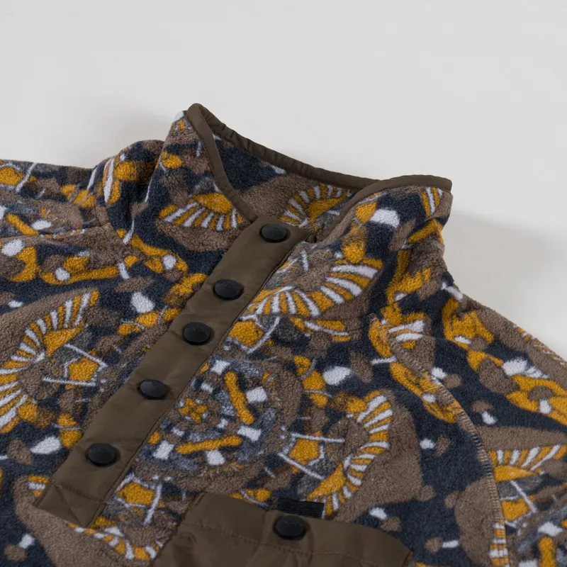 Kavu Teannaway Fleece Mushroom Montage-4