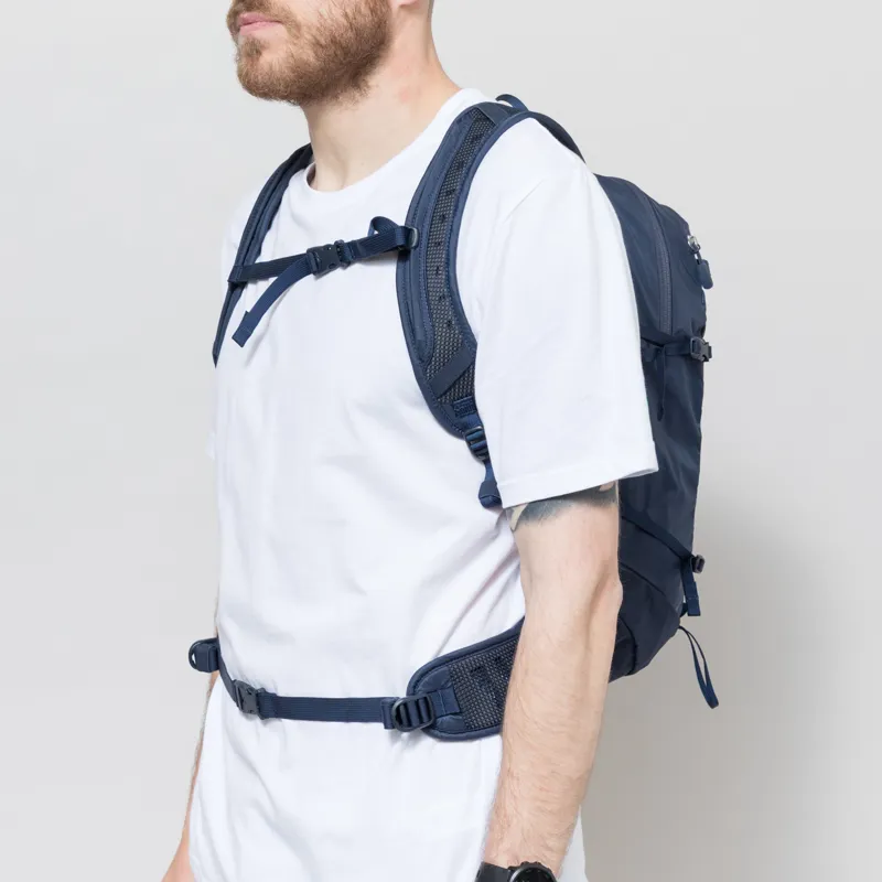 Norrona Femund Econyl 20L Pack Indigo Night-2