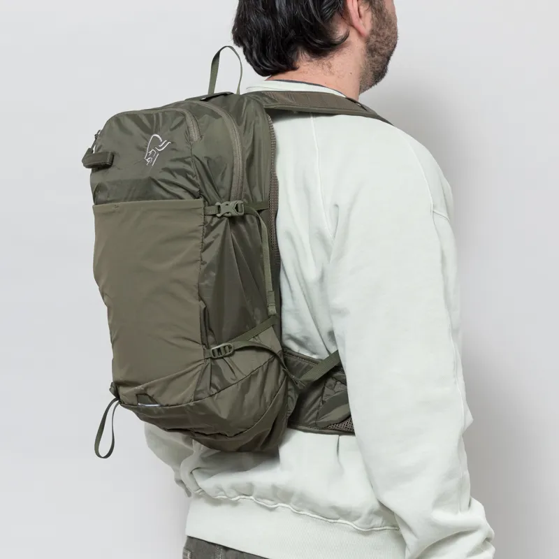 Norrona Femund Econyl 20L Pack Olive Night-3