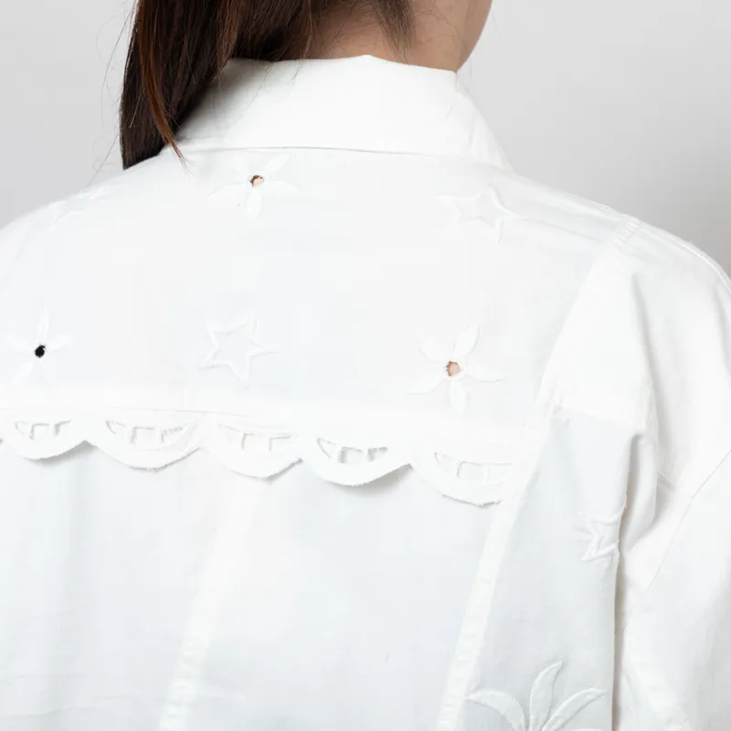 H BEAUTY&YOUTH (STELLA NOVA )刺繍入りホワイトシャツ H BEAUTY&YOUTH (STELLA NOVA )刺繍入りホワイトシャツ
