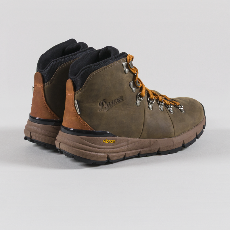 Danner Womens Mountain 600 Boots Chocolate Chip Golden Oak-1