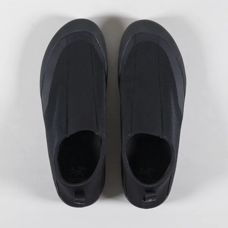 ARC'TERYX KRAGG M 26.5cm UK8 Black スニーカー ARC'TERYX KRAGG M 26.5cm UK8 Black