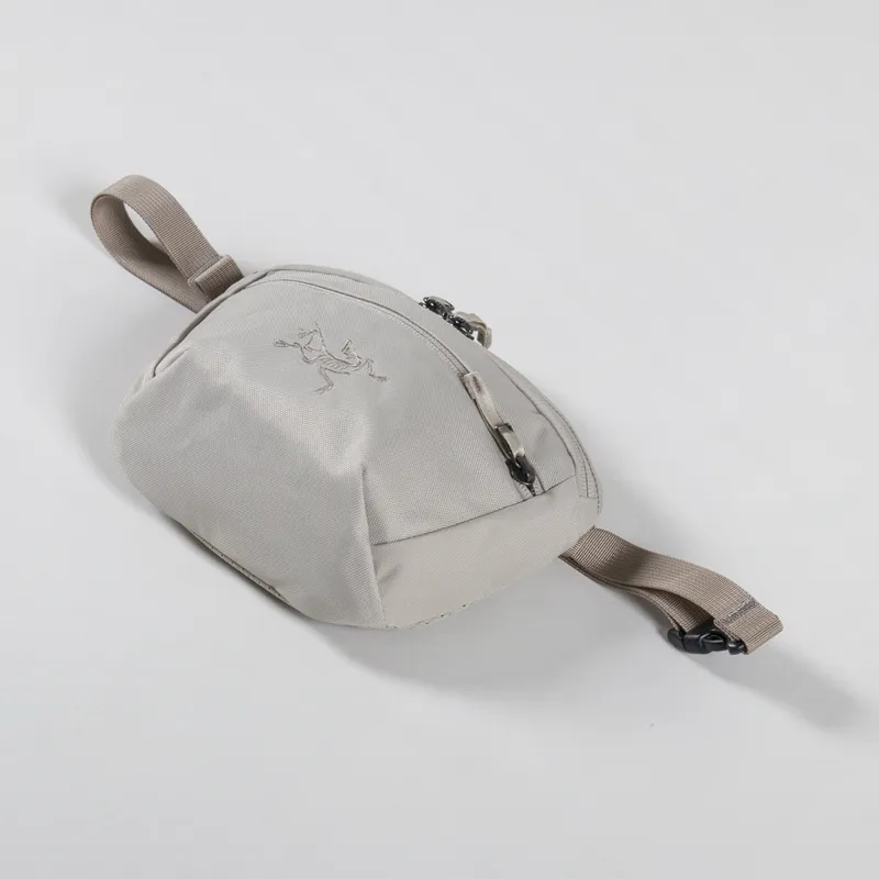 Arc'teryx Mens Mantis 1L Waistpack Bag Rune Beige Arc'teryx Mens Mantis 1L Waistpack Bag Rune Beige