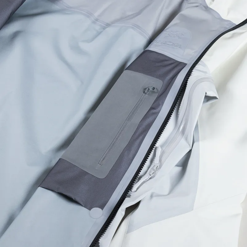 Arc'teryx Alpha GORE-TEX Jacket Arctic Silk Solitude-10