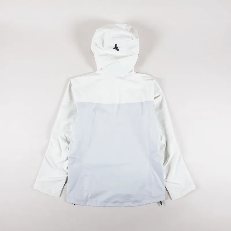 Arc'teryx Alpha GORE-TEX Jacket Arctic Silk Solitude-2