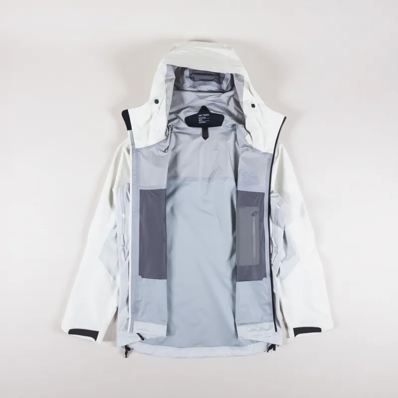 Arc'teryx Alpha GORE-TEX Jacket Arctic Silk Solitude-1