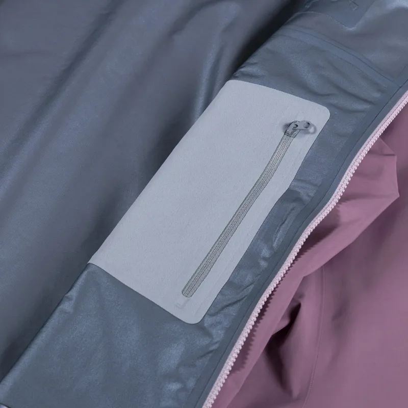 Arc'teryx Beta GORE-TEX Jacket Interstellar-9