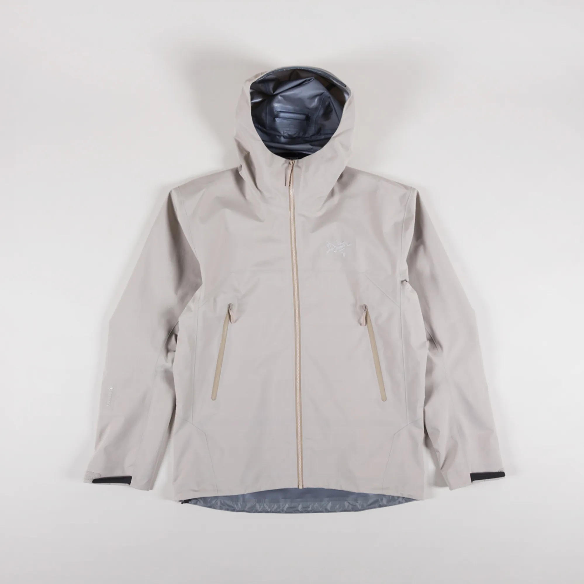 Arc'teryx Mens Beta GORE-TEX Waterproof Jacket Rune Beige