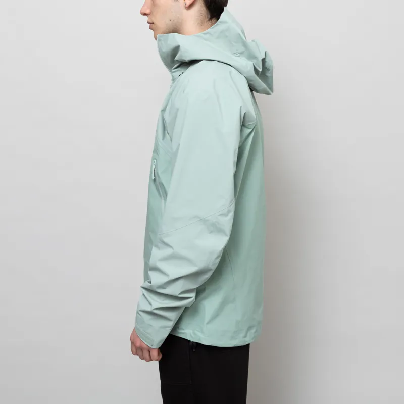 Arc'teryx Beta AR GORE-TEX StormHood Jacket Stone Green-2