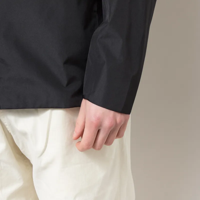 Arc'teryx Solano GORE-TEX WINDSTOPPER Hoody Black-9