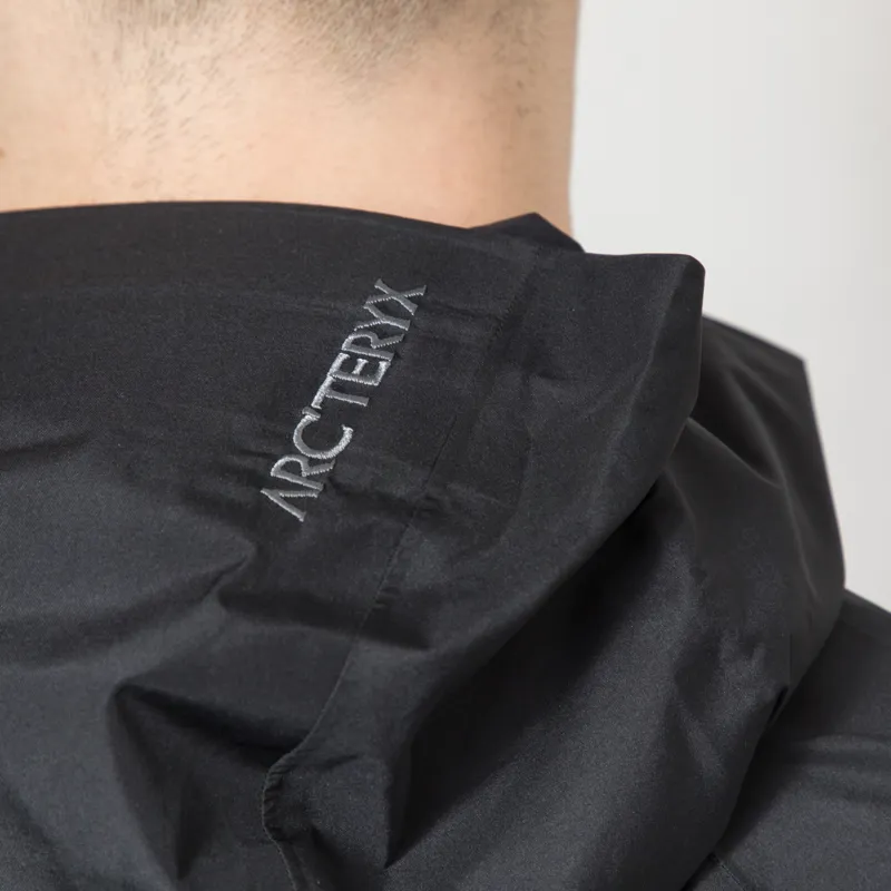 Arc'teryx Solano GORE-TEX WINDSTOPPER Hoody Black-7