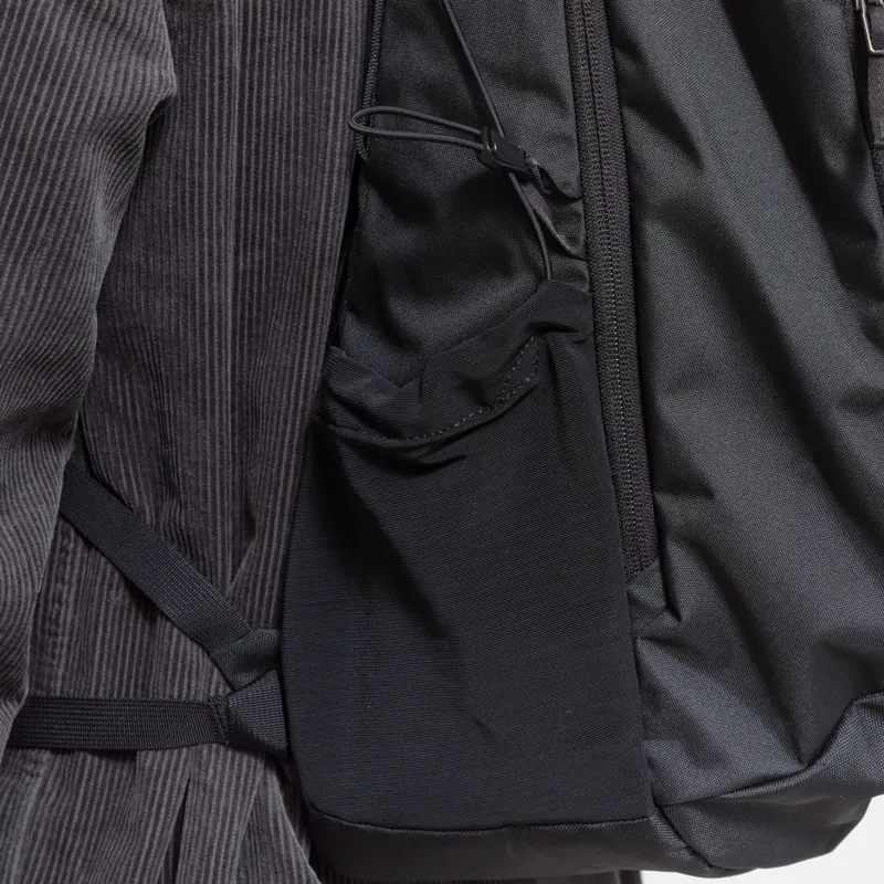 Arc'teryx Mantis 26L Backpack Black-13