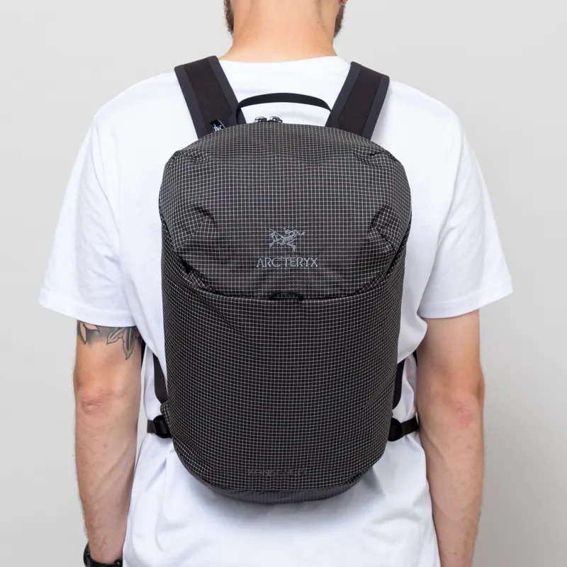 新品ARC'TERYX KONSEAL 15 バックパック黒 ARC'TERYX Konseal 15 Backpack Black [アークテリクス]