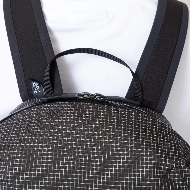 Arc'teryx Konseal 15 Backpack Black-9