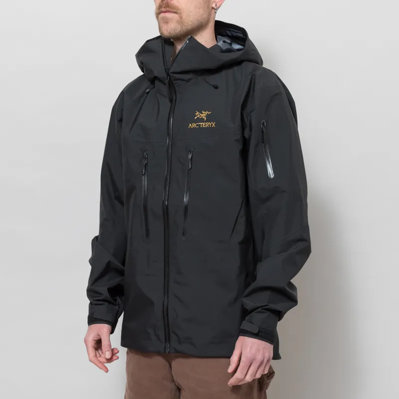 Arc'teryx Alpha SV GORE-TEX Jacket 24K Black-1