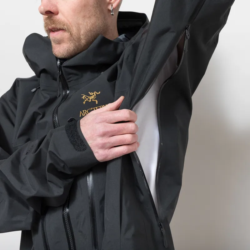Arc'teryx Alpha SV GORE-TEX Jacket 24K Black-8
