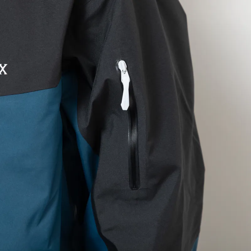 Arc'teryx Alpha SV GORE-TEX Jacket Lodestar-12