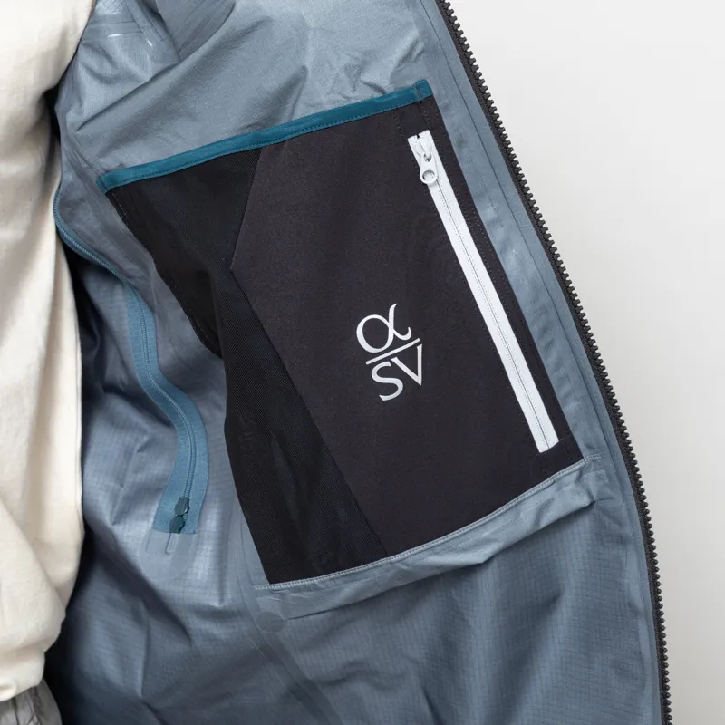 Arc'teryx Alpha SV GORE-TEX Jacket Lodestar-10