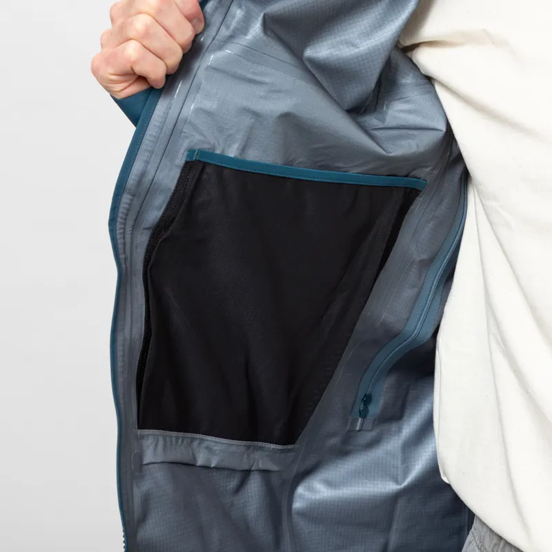 Arc'teryx Alpha SV GORE-TEX Jacket Lodestar-8