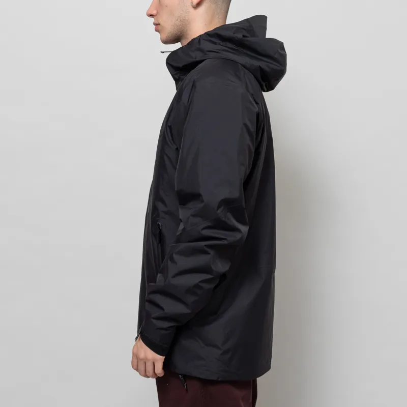 Arc'teryx Beta Insulated GORE-TEX Jacket Black-2