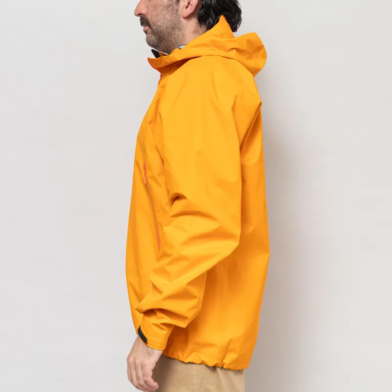 Arc'teryx Beta GORE-TEX Jacket Blaze-2