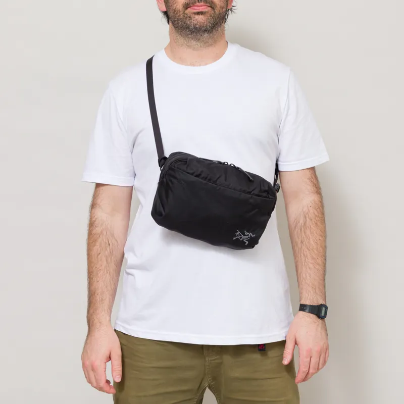 Arc'teryx Heliad Crossbody Bag Black-2