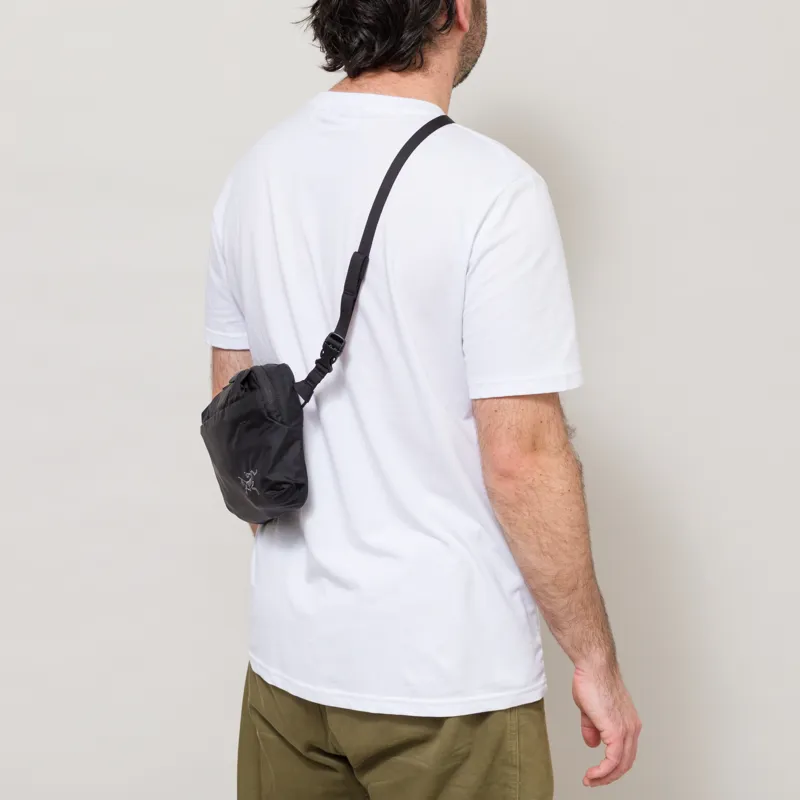 Arc'teryx Heliad Crossbody Bag Black-1