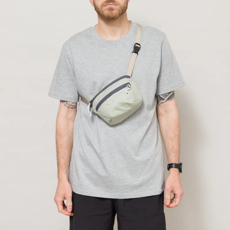 Arc'teryx Mantis 1L Waistpack Headwaters