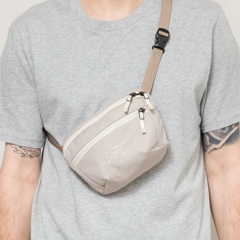 Arc'teryx Mantis 1L Waistpack Rune Sea Salt-3