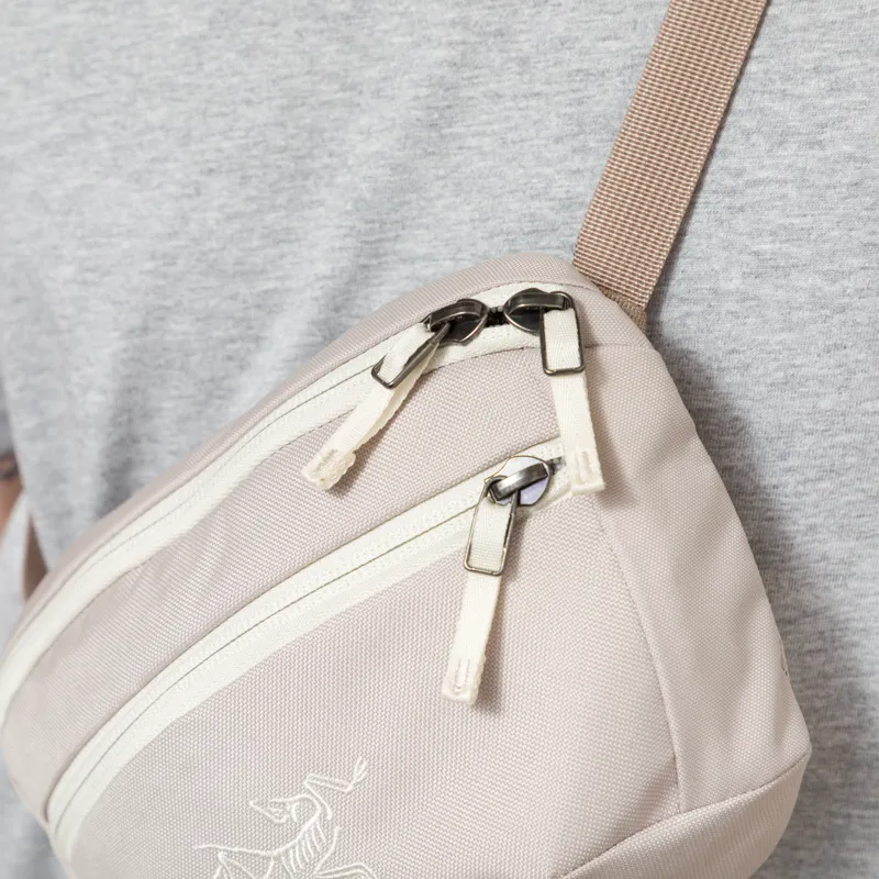 Arc'teryx Mantis 1L Waistpack Rune Sea Salt-4
