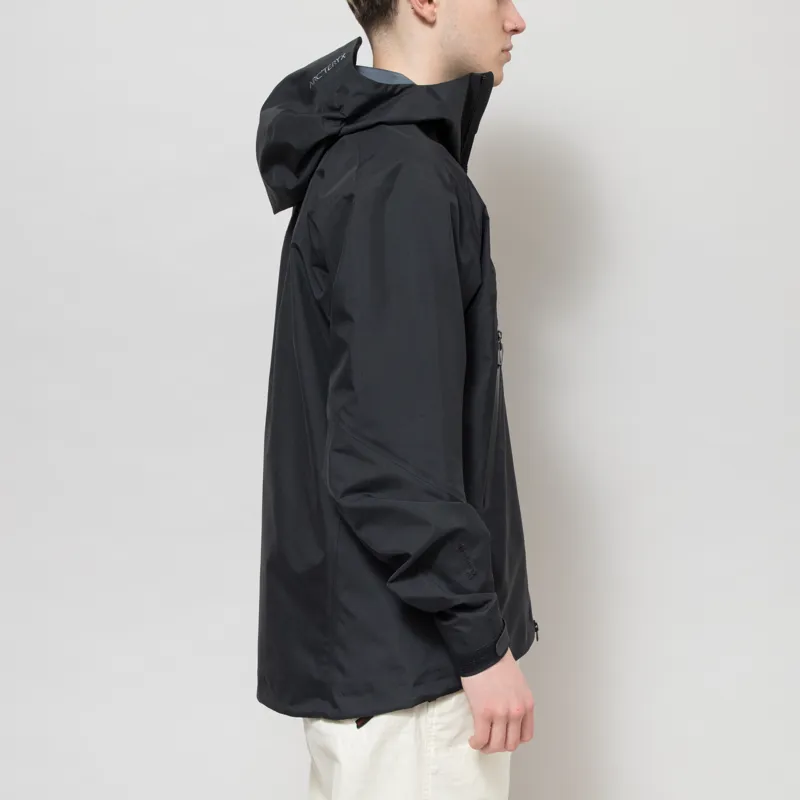 Arc'teryx Beta SV GORE-TEX PRO Jacket Black-4
