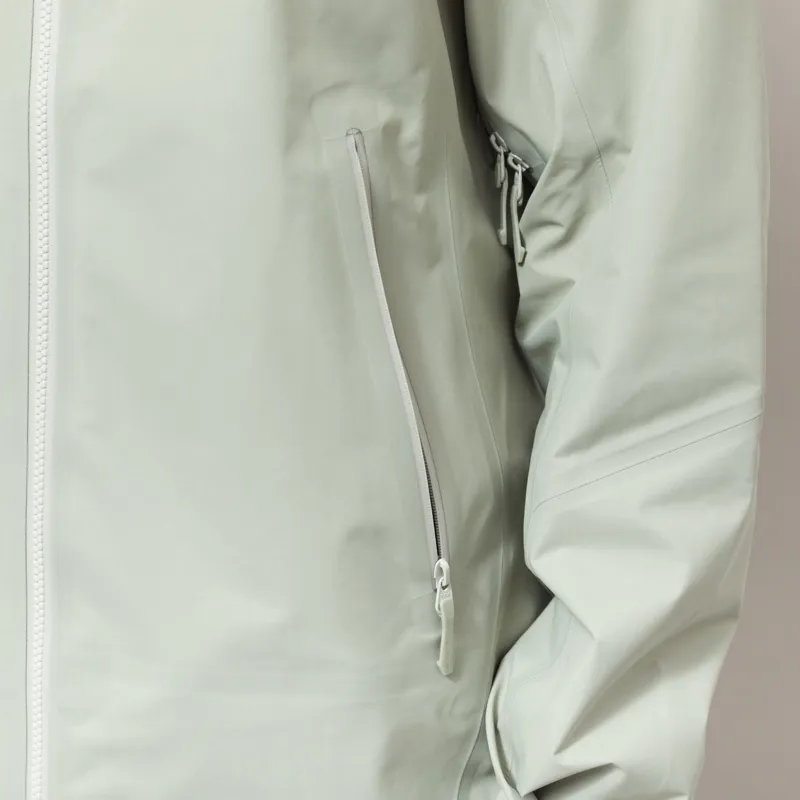 Arc'teryx Womens Beta SL GORE-TEX Jacket Habitat-8