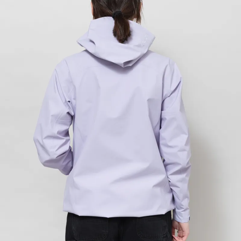 Arc'teryx Womens Beta GORE-TEX Jacket Mallow-3