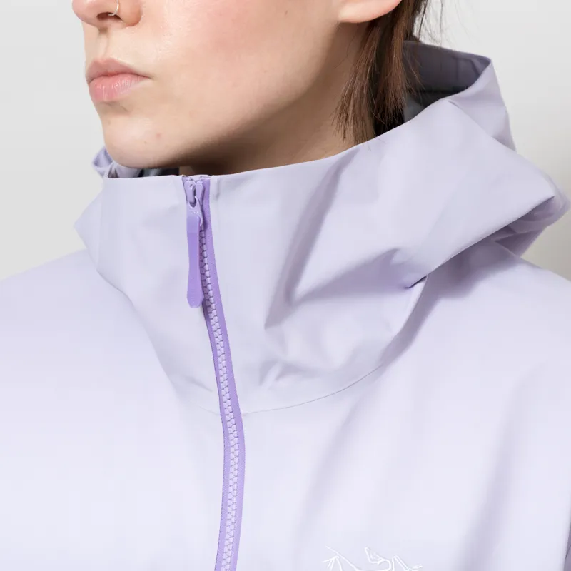 Arc'teryx Womens Beta GORE-TEX Jacket Mallow-5