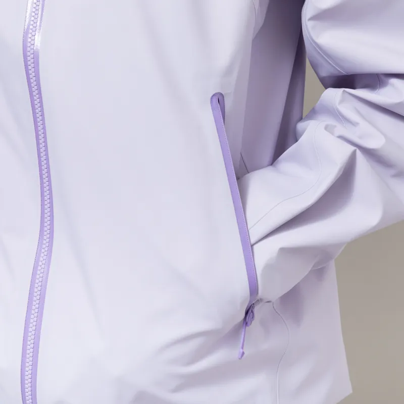 Arc'teryx Womens Beta GORE-TEX Jacket Mallow-10