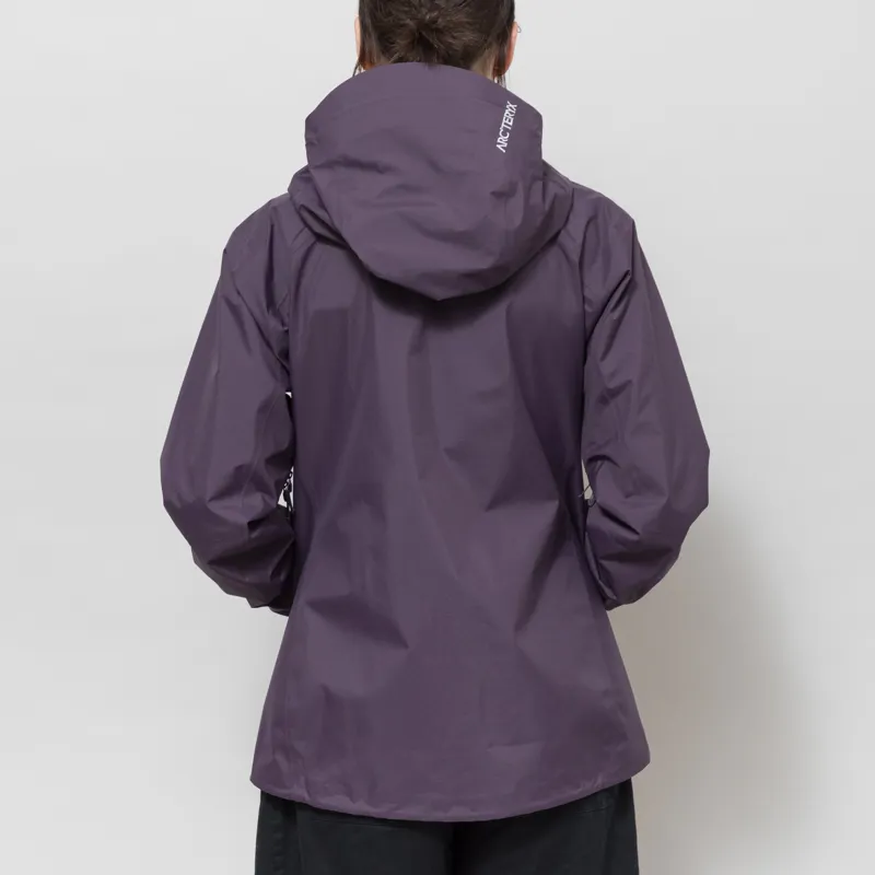 Arc'teryx Womens Beta SL GORE-TEX Jacket Moondrop-2