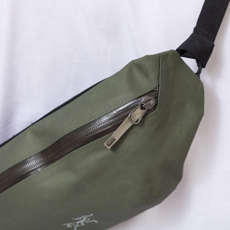 Arc'teryx Granville Crossbody Bag Dk Forage-4