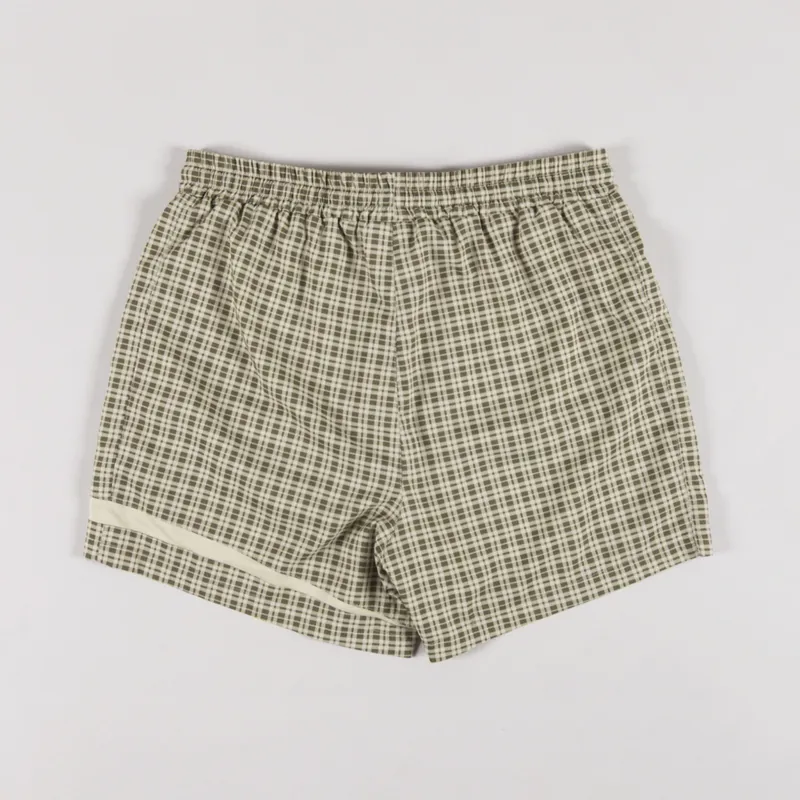 Umbro Woven Football Shorts Dust Check-1