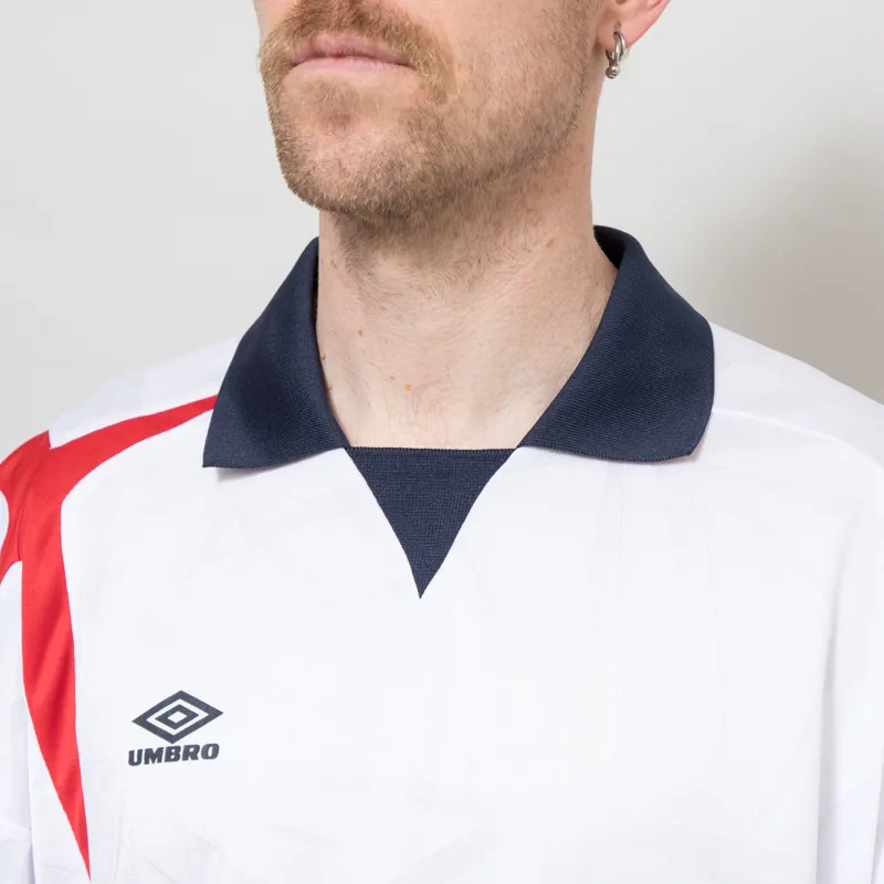 Umbro Boxy Football Shirt White Blue Goji Berry-5