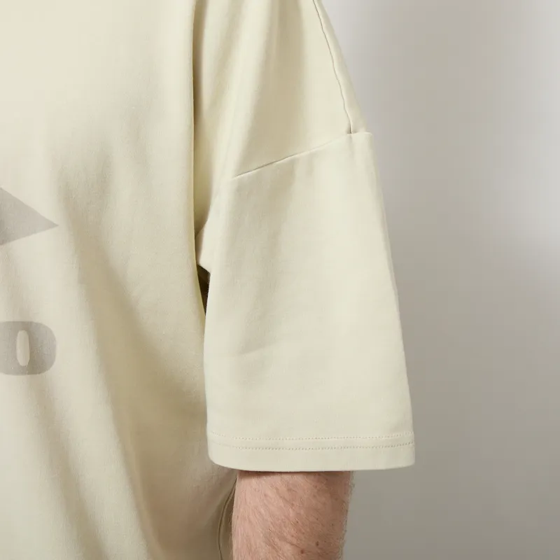 Umbro Washed Boxy T Shirt Pelican Plaza Taupe-6