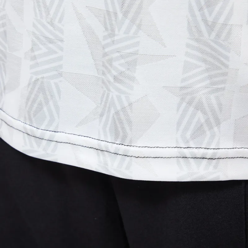 Umbro Panelled Football Jersey Brilliant White Black Gold-9